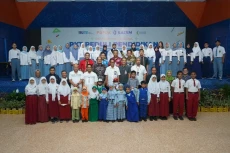 48 Anak Berprestasi...