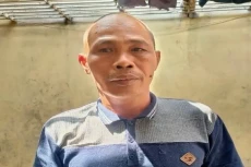 Ngaku Pengusaha Batu...