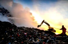 Retribusi Sampah Dua...