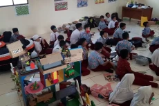 Gedung Sekolah Tanpa...