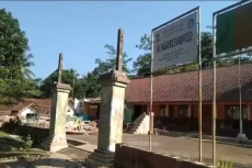 Video Mesum Guru di...