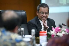 Penerimaan Negara Bisa...
