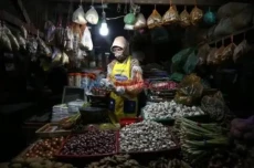 Pedagang Pasar Kena...