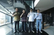 HT Bertemu Ketum Partai...