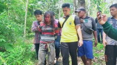 Sadis, Nenek Iyus Tewas...