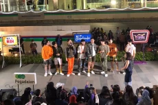 Boy Group UN1TY Pecahkan...