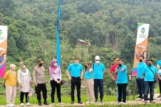 Berdayakan 8.000 Petani...