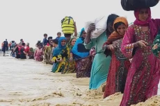 Banjir Pakistan Tewaskan...