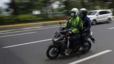 Hidup Lagi Susah, Batalkan...