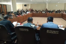 Apdesi Datangi DPRD...