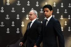 Bersaing dengan Juventus...