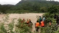 5 Santri Terseret Arus...