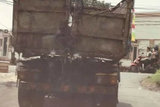 Angkut 400 Ton Tiap...