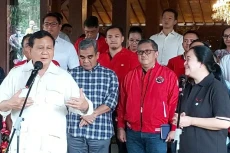 Prabowo dan Puan Kompak...