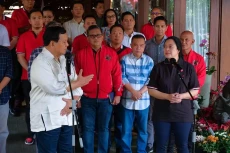 Dikunjungi Puan Maharani,...