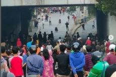 Mencekam! Tawuran Pemuda...