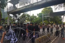 Demo Tolak Kenaikan...