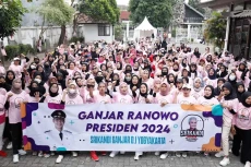 Dekati Milenial Perempuan,...