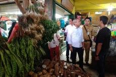 Komoditas Pangan di...