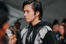 Hadiri New York Fashion...