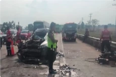 Asap Tebal Akibatkan...
