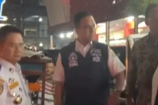Anies Sidak ke Perempatan...