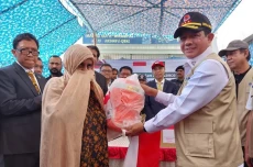 Bantuan Kemanusiaan...