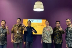Fundamental Kuat, MNC...