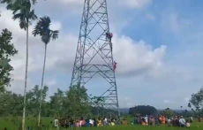 Jeritan Gadis ABG di...