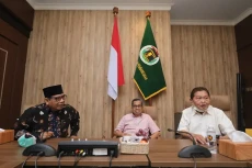 Mardiono dan Majelis...