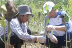 Gandeng Untirta, Program...