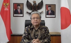 Korea Utara Tembakkan...