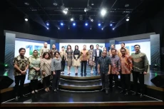 Perkembangan Pesat MNC...