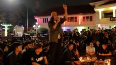 Desakan Suporter Semakin...
