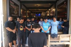 Ribuan Gamers Mulai...