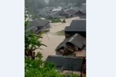 Diguyur Hujan, Banjir...