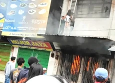 Sentra Penjualan Sepatu...