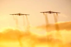 NATO Gelar Latihan Perang...