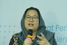 Hati-hati! Siulan dan...