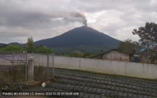 Gunung Kerinci Erupsi,...