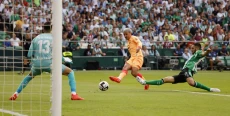 Hasil Real Betis vs...