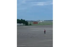 Mesin Kiri Terbakar,...
