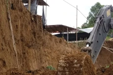 Korban Longsor di Caringin...