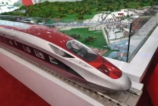Kereta Cepat akan Sampai...