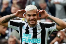 Gelandang Newcastle...