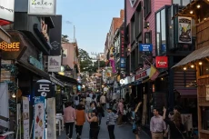 3 Fakta Itaewon, Lokasi...