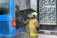 Mesin Bus Transjakarta...