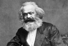 Siapakah Bapak Komunis...