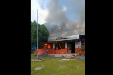 Mencekam! Warga 2 Desa...