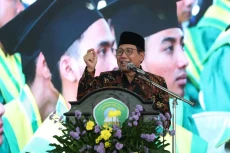 Mendes Abdul Halim Bagikan...